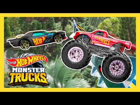 Видео: Эпическая пляжная гонка на острове Monster Trucks! | Monster Trucks | @HotWheelsRussia 3+