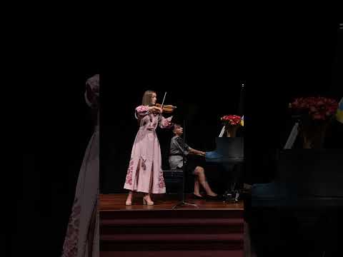 Видео: С.Людкевич. Чабарашка. S. Ludkevych. Chabarashka. Sophia Sokolovych (Violin), Olena Lushchyk (Piano)