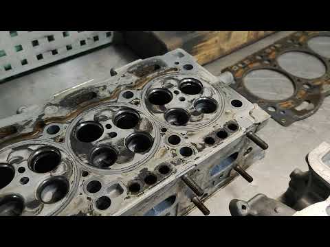 Видео: Volkswagen Touareg 3.0 CRCA пробой прокладки ГБЦ