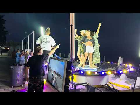 Видео: Макс затейник и веселая команда! Понеслась! Лазаревское 2024. 🔥ANDODANCE - изготавливаем  платформы🔥