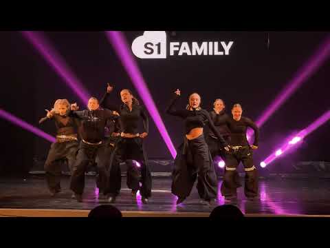 Видео: Dance Fest - Визитка S1 АВТОРСКИЕ ПРАВА Кошка в Кедах (Анастасия Кошкарева)