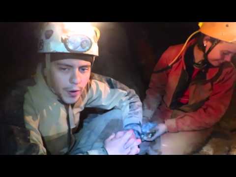 Видео: Колето говори за пещерата