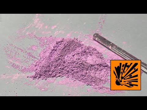 Видео: Идеальный первичный элемент? Нитрат гидразина никеля (и перхлорат)