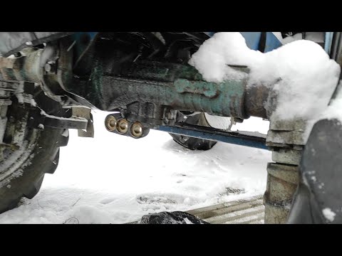 Видео: Установка насоса дозатора МТЗ 82 с авито, переходной мост.