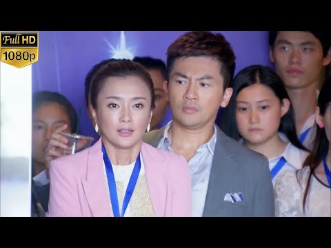 Видео: Генеральный директор, поклявшийся холостяцкой жизни на 10 лет, влюбился в женщину, которая наступила