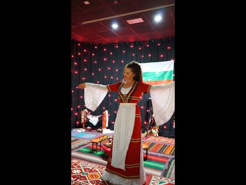 Видео: 🌹🇧🇬 Един грандиозен концерт на обичаната фолк певица Райна! 🇧🇬  #Raina #BulgarianFolklore #Horo