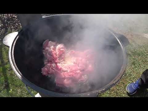 Видео: Рецепт. Вкусная капуста в казане. Капуста тушеная с мясом