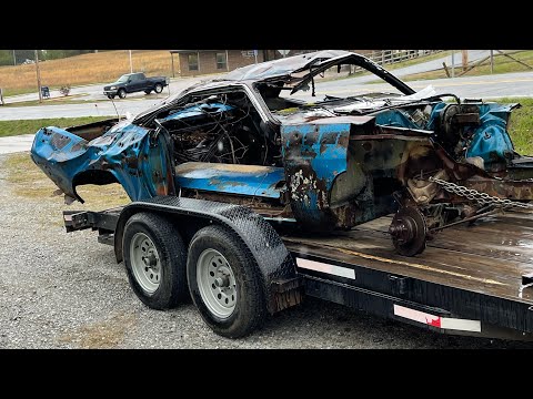 Видео: 1970 AAR Cuda реставрация часть 1, она будет полироваться