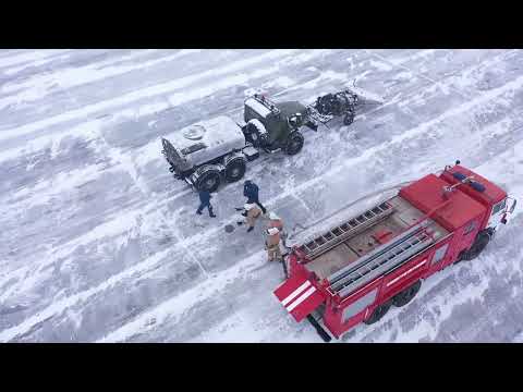 Видео: «Горыныч» тепловой пушкой чистит аэродром «Балтимор» в Воронеже