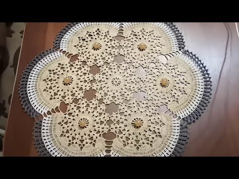 Видео: Салфетка ажурная, из мотивов, с бусинами. Салфетка для начинающих.  Схема салфетки. 1Часть.