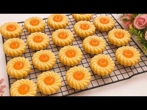 Видео: Вау! Никакой духовки, никаких яиц, немного ингредиентов! Эти печенья тают во рту!