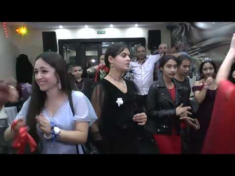 Видео: Свадьба Рустама и Сурины (город павлоград 6 ч)