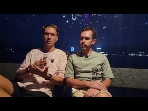 Видео: Человек, который не слышал о dōTERRA задаёт вопросы пока едем на фуникулере