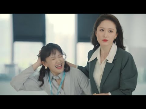 Видео: Гендиректор обвинена несправедливо, публично ударяет коварную женщину, заставляя её пожалеть!