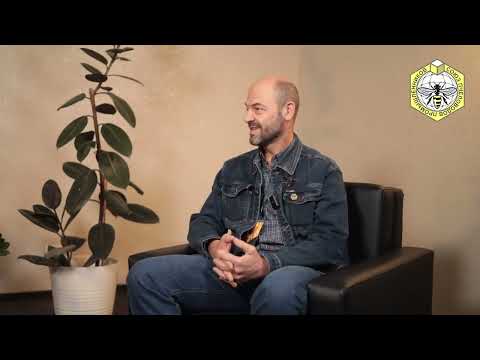 Видео: Алексей Матюшкин. Импортозамещение пчелопакетов.