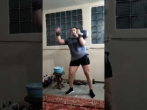 Видео: 2.10.25 Кластеры 26 кг 212 раз за 30 минут ( полумарафон )