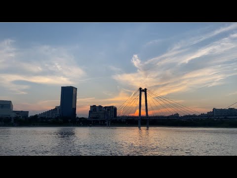 Видео: Прогулка по острову Татышев, центральная набережная!  Много народу🎸🎻