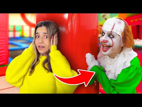 Видео: Экстремальные Прятки От Страшного КЛОУНА в БАТУТНОЙ АРЕНЕ !