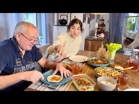 Видео: Комплексный Обед из 5 блюд /Перец, Лук и Помидоры готовим АДЖИКУ за 5 минут/К ЭЛИНЕ❤️