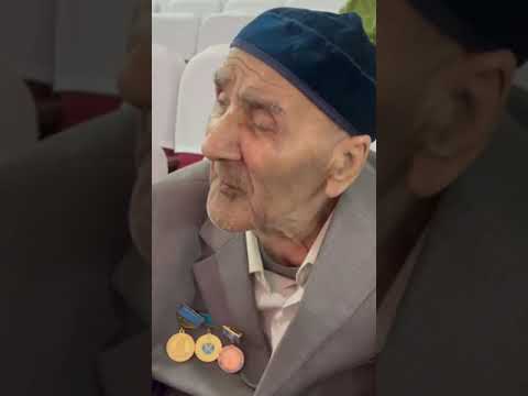 Видео: Жақсылық жырау Елеусінов 85 жаста