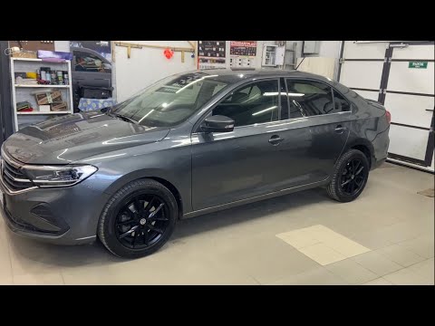 Видео: Как установить камеру заднего вида в ручку VW Polo Liftback