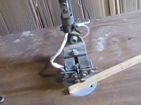 Видео: Как сделать самодельный лобзиковый станок 2 , обзор !