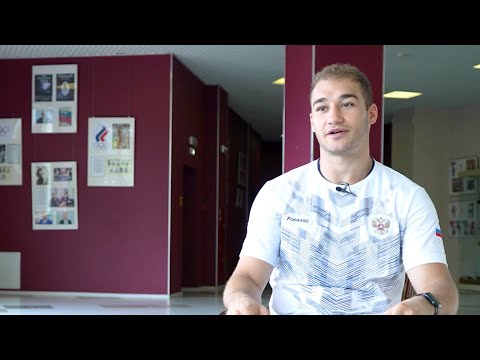 Видео: Знакомство со сборной. Руслан Колесников.