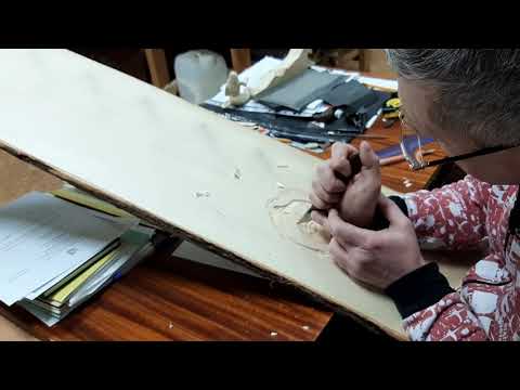 Видео: Портретная резьба