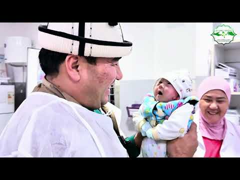 Видео: Ыйман келечекте Президент болот. Чоңойуп ушундай машина минип элине кызмат кылган чоң жигит болсун🤲