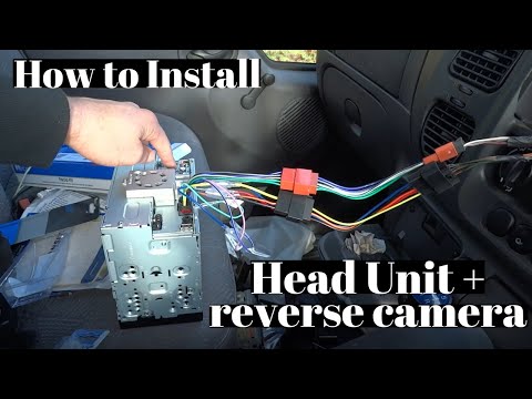 Видео: Как установить камеру заднего вида и головное устройство в фургон | Ford Transit Van Сборка №2