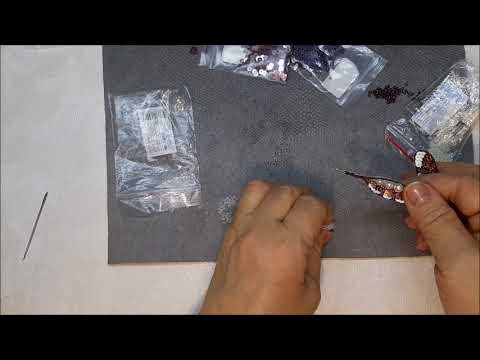 Видео: Как оплести кристалл риволи 12 мм. бисером, простой способ оплетения