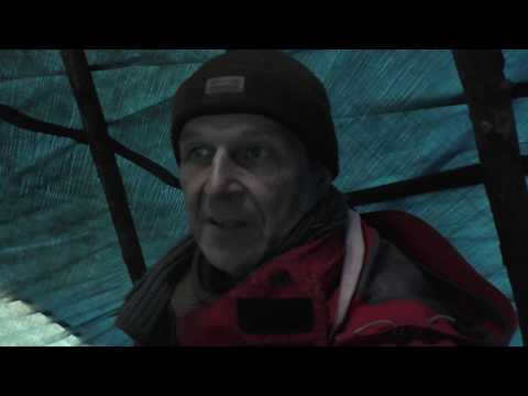 Видео: Зимний соло поход со строительством большого чума
