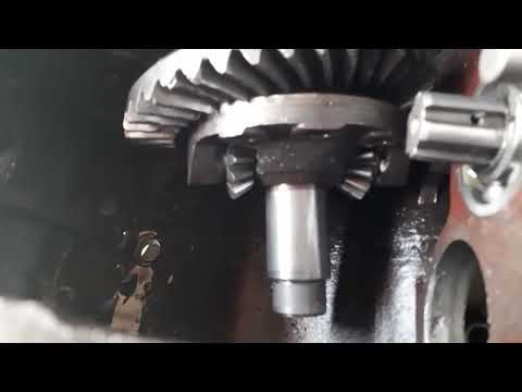 Видео: Заміна підшипника на хвостовику  Сінтай 120, 180, 220 та 224