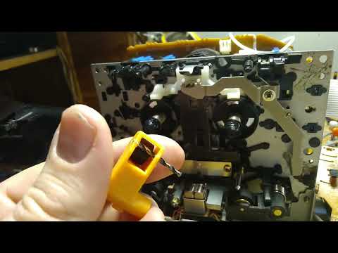 Видео: AIWA AD-F, XK-S EXCELIA XK. Типовые ролики шириной 8мм через новый держатель на правое плечо.