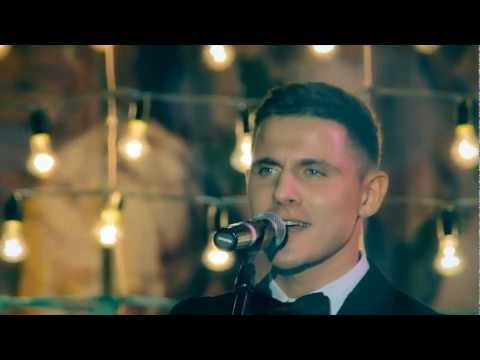 Видео: Алекс Малиновский - Я люблю и от этого легче