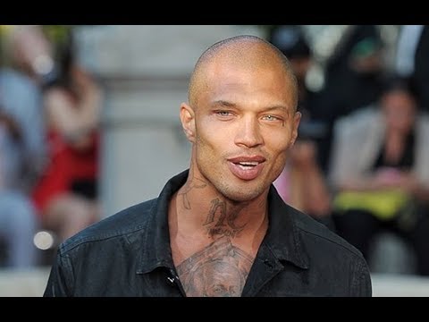 Видео: Почему женщины выходят замуж за девиантов?