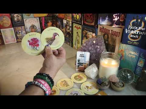 Видео: Водолей Вселенная благословляет вас! Деньги, дом, любовь — дверь в завал распахнута настежь.