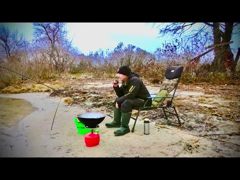 Видео: ЖАРЮ Ляща просто під ВУДОЧКАМИ!!!Ось він ЗИМОВИЙ Фідер!!!