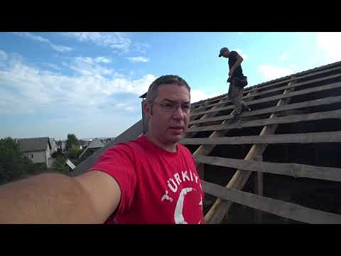 Видео: Монтаж кровли без использования гидроизоляции.