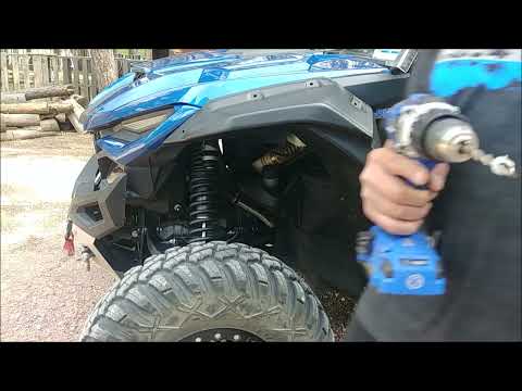 Видео: Установка расширителя переднего крыла Yamaha RMAX 1000 OEM