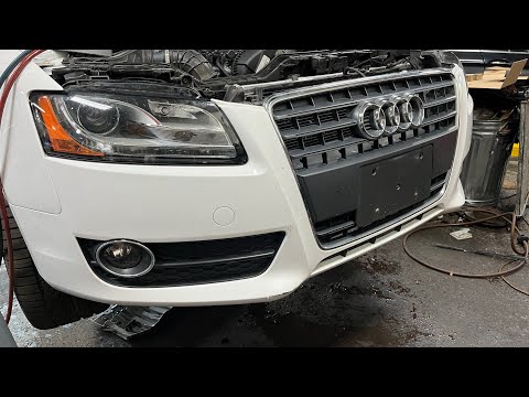 Видео: Снятие переднего бампера Audi A5 2012 года