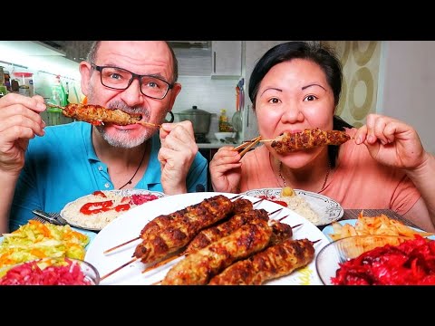 Видео: МУКБАНГ Люля Кебаб  Как мы относимся к заработку в интернете Осторожно МОШЕННИКИ! MUKBANG Kebab