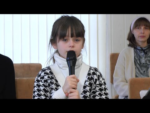 Видео: В саду склонился Божий Сын || песня