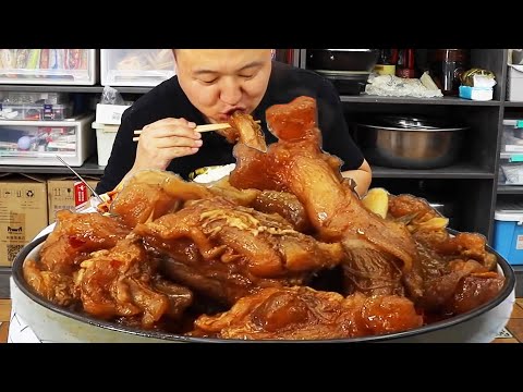 Видео: Острый жареный сухожилие из говядины 4 кг в одном кастрюле, чем больше вы жуете, тем более привыкает