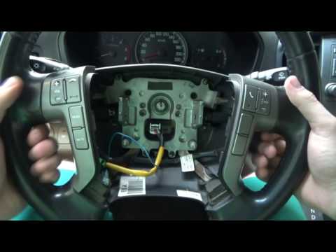 Видео: Как снять руль на Hyundai Grand Starex