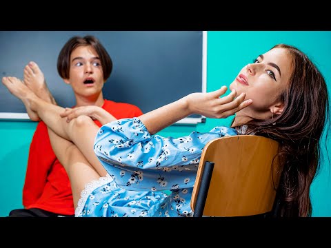 Видео: ОДНИ В ШКОЛЕ! Ника лезет ЦЕЛОВАТЬСЯ к Кириллу!