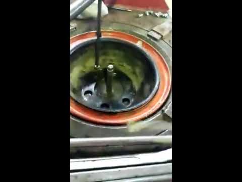 Видео: Монтаж литой Solid шины специалистами Starco