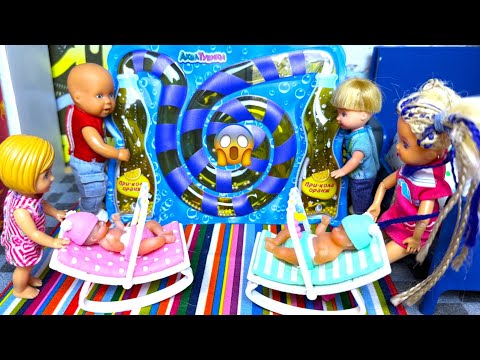 Видео: ИГРАЕМ ВСЕ! Новый АНТИСТРЕСС для Кати и Макса веселой семейки! Куклы Барби истории ДАРИНЕЛКА ТВ