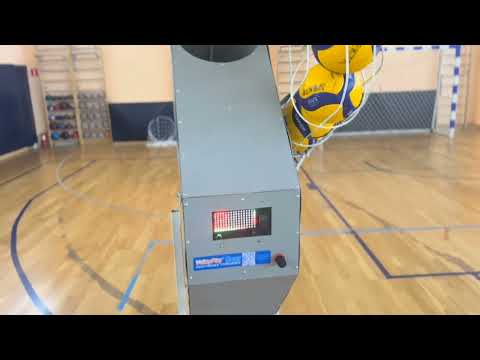 Видео: Тренировка по волейболу. Тренажер для подачи мячей в волейболе