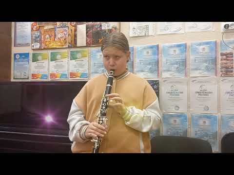 Видео: Русская народная песня "Как под горкой, под горкой"- исполняет Брыкова Варя !!!!!